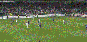 2-1，40岁C罗腾空转体180度庆祝：利剑出鞘，率队逆转法甲劲旅