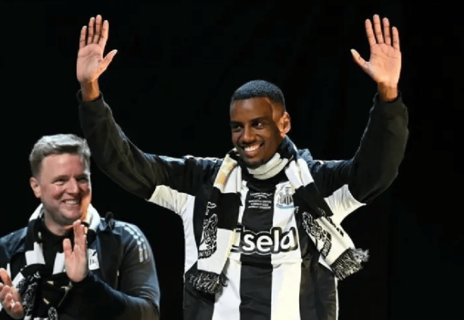 恭喜利物浦！1.5亿标王待官宣！正值巅峰，传射兼备，对标哈兰德